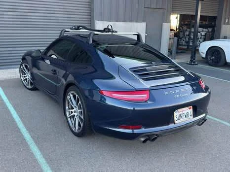 2012 Porsche 911 - Image 9 of 10