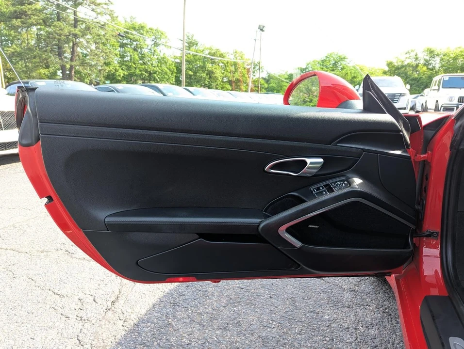2012 Porsche - Image 11 of 31