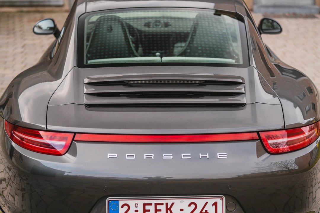 2012 Porsche 991 Carrera 4S - Image 26 of 31