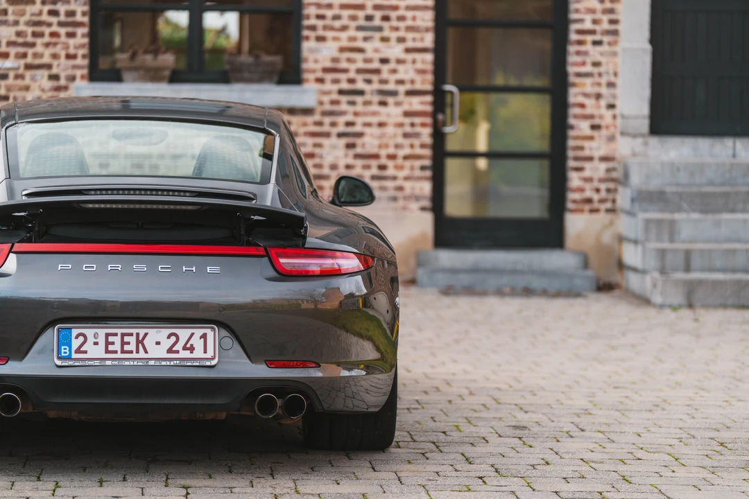 2012 Porsche 991 Carrera 4S - Image 18 of 31