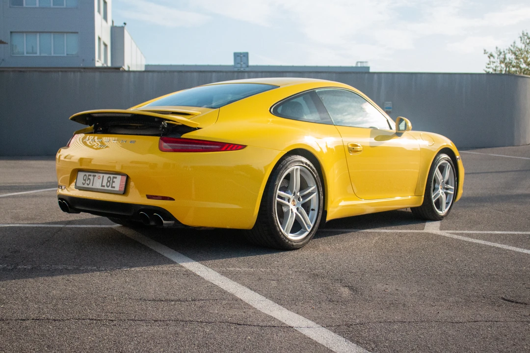 2012 Porsche 991 Carrera - Image 5 of 31