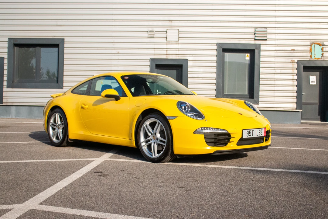 2012 Porsche 991 Carrera - Image 3 of 31
