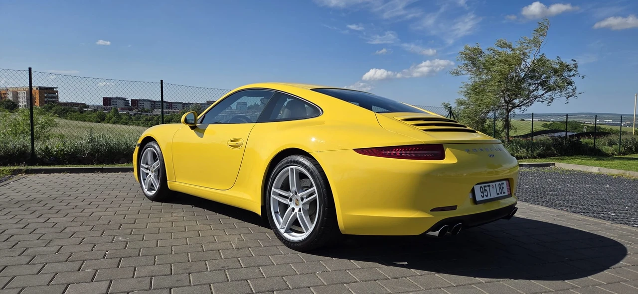 2012 Porsche 991 Carrera - Image 16 of 31