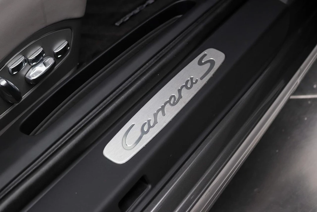 2012 Porsche 991 Carrera S - Image 8 of 30