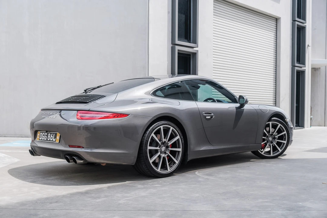2012 Porsche 991 Carrera S - Image 8 of 31