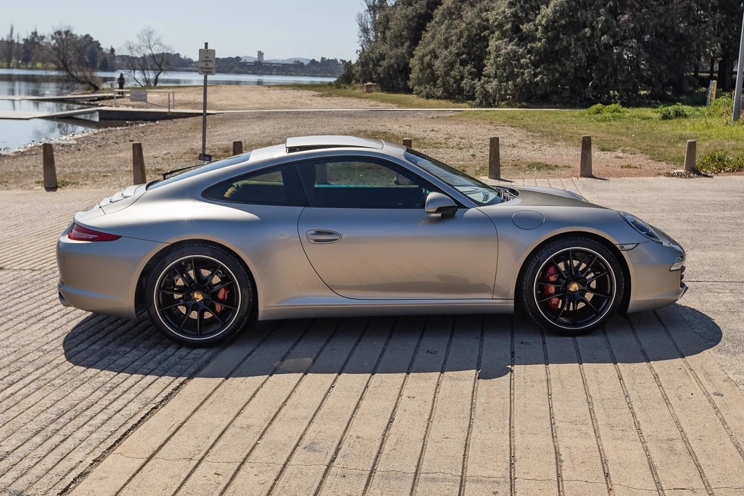 2012 Porsche 991 Carrera S - Image 16 of 31