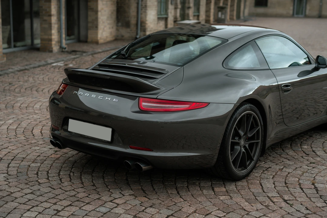 2012 Porsche 991 Carrera S - Image 25 of 31