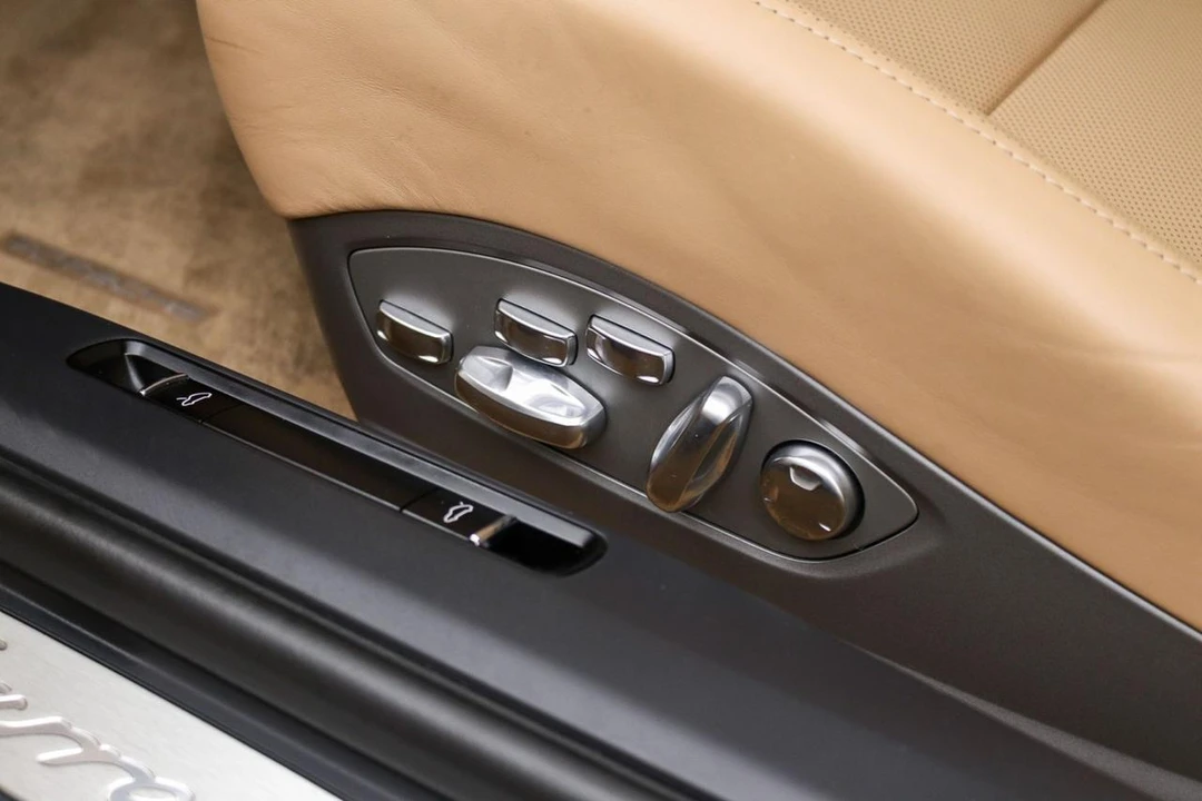 2012 Porsche 991 Carrera - Image 29 of 31