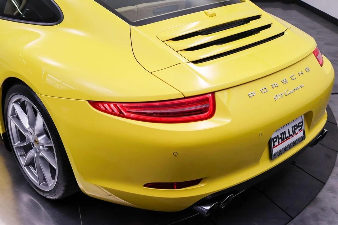 2012 Porsche 991 Carrera - Image 13 of 31
