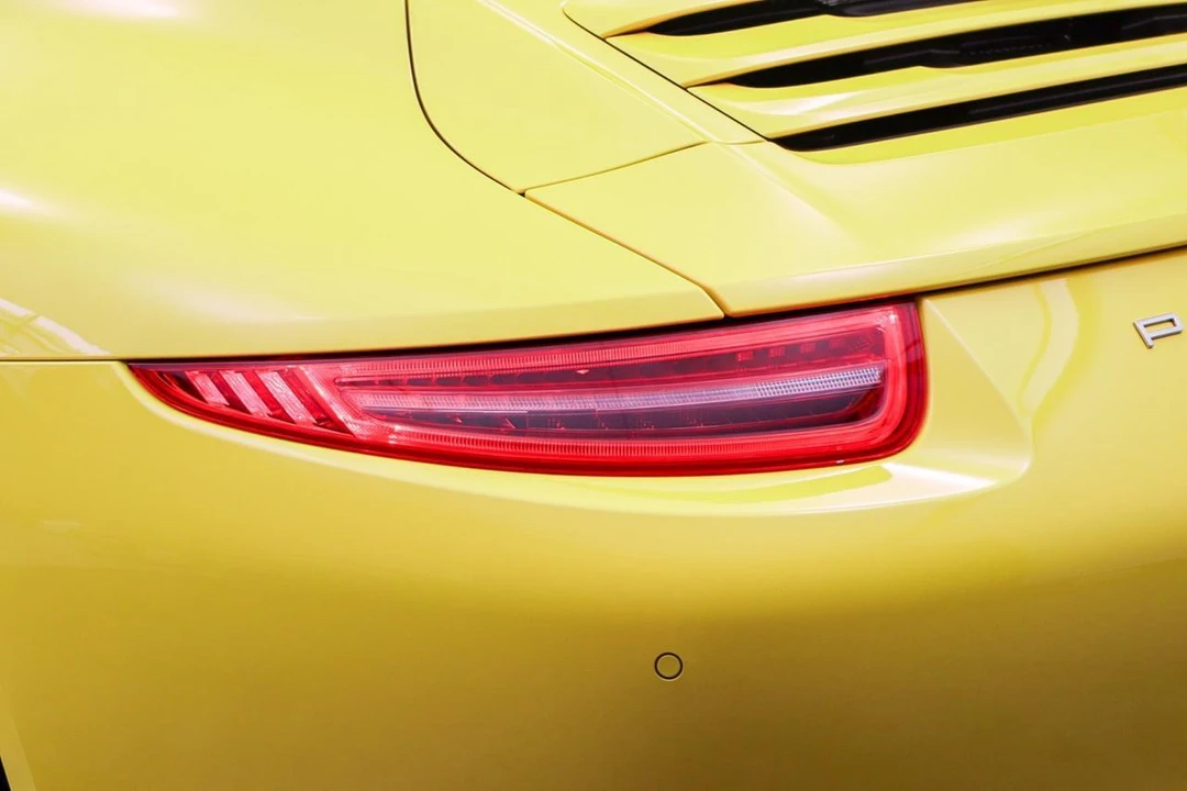 2012 Porsche 991 Carrera - Image 12 of 31
