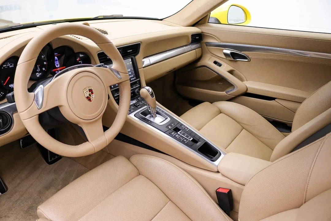2012 Porsche 991 Carrera - Image 24 of 31