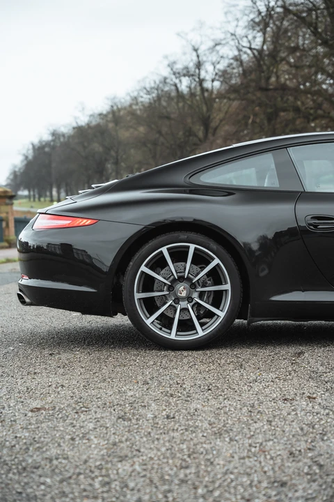 2012 Porsche 991 Carrera - Image 27 of 31