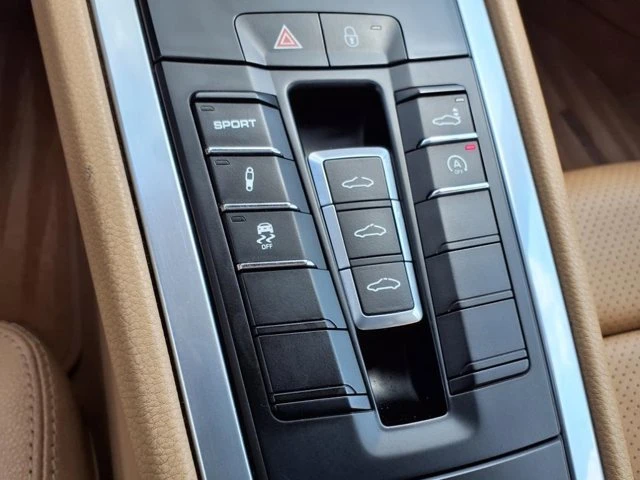 2012 Porsche 991 Carrera S - Image 8 of 20