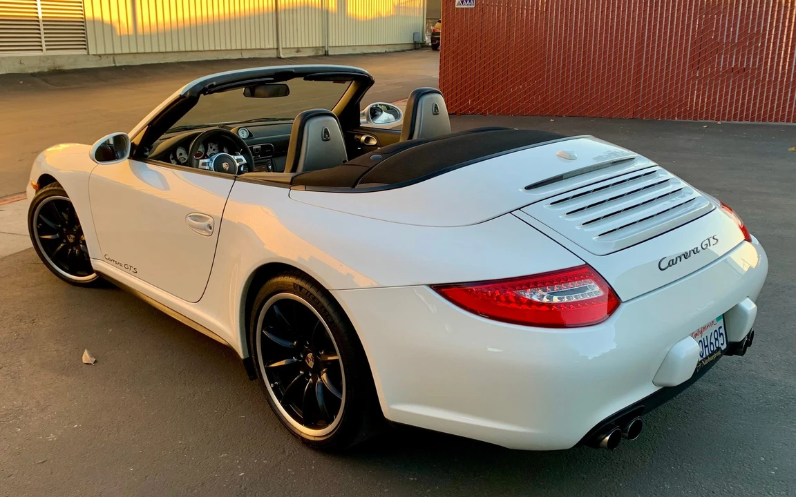 2012 Porsche 997 Carrera GTS - Image 4 of 31