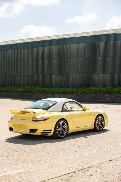 2012 Porsche 997 Turbo S - Image 18 of 31