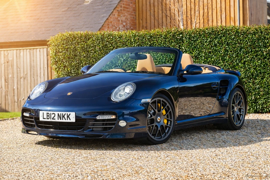 2012 Porsche 997 Turbo S - Image 17 of 31