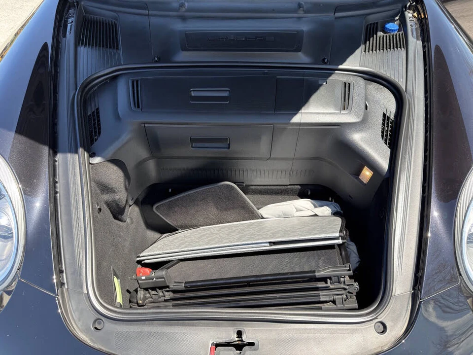 2012 Porsche 997 Carrera - Image 11 of 16