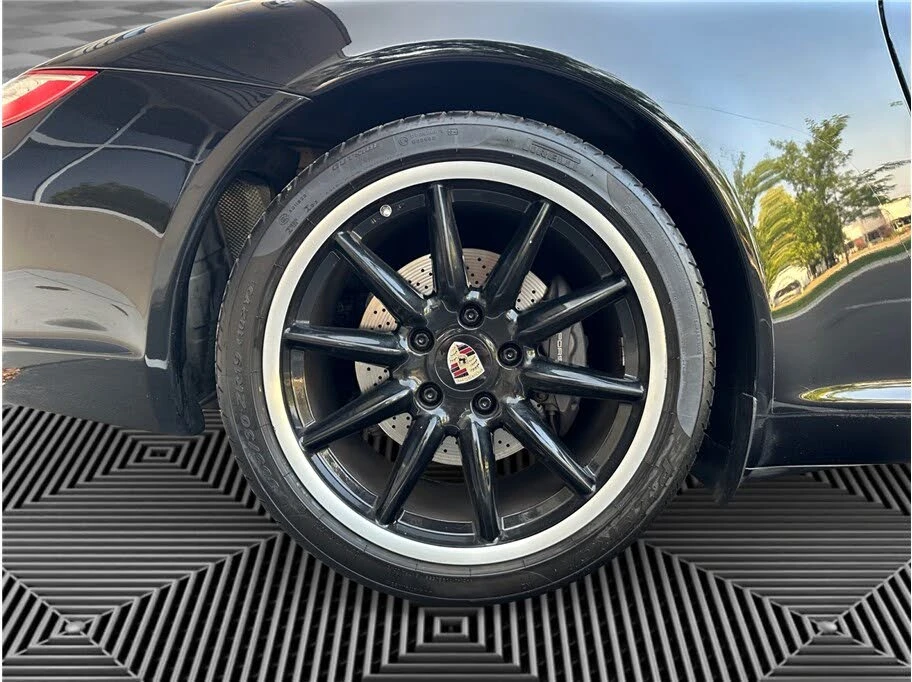2012 Porsche 997 Carrera - Image 13 of 31