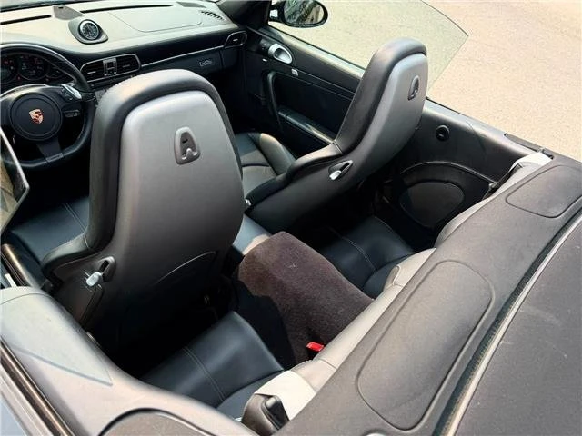 2012 Porsche 997 Carrera - Image 19 of 20
