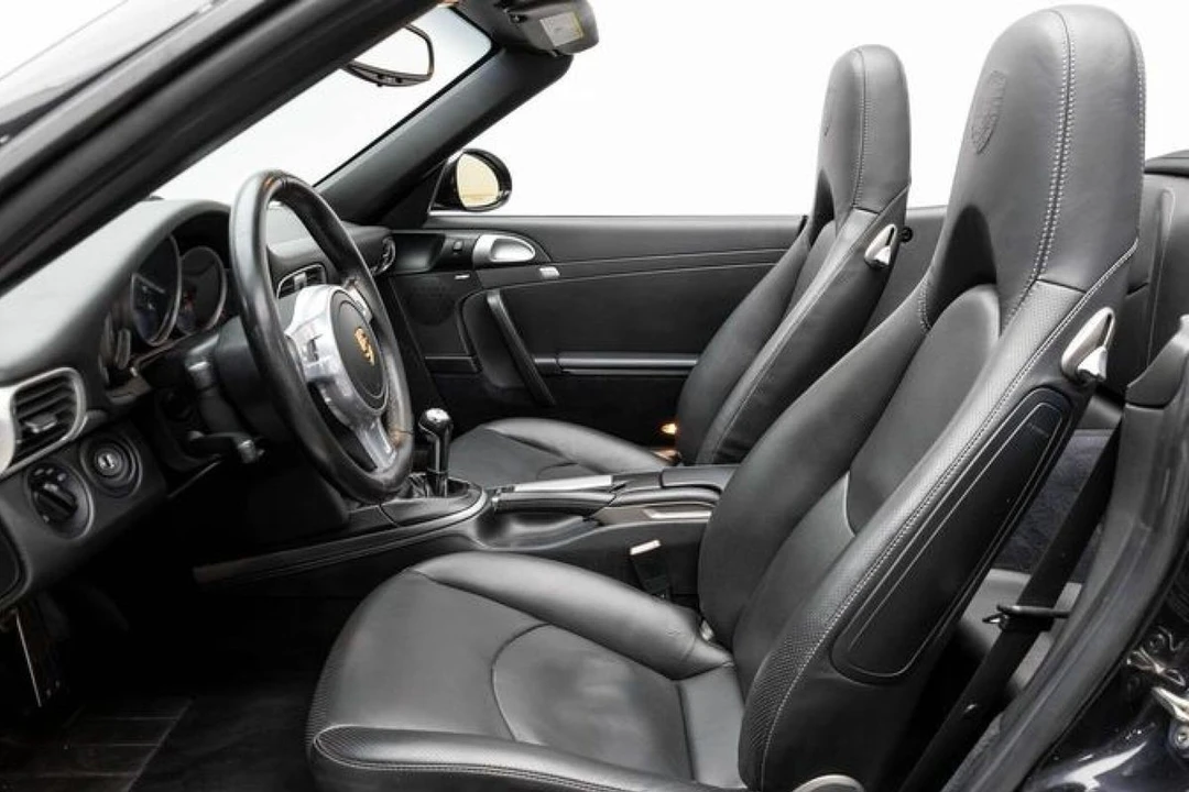 2012 Porsche 997 Carrera - Image 16 of 31