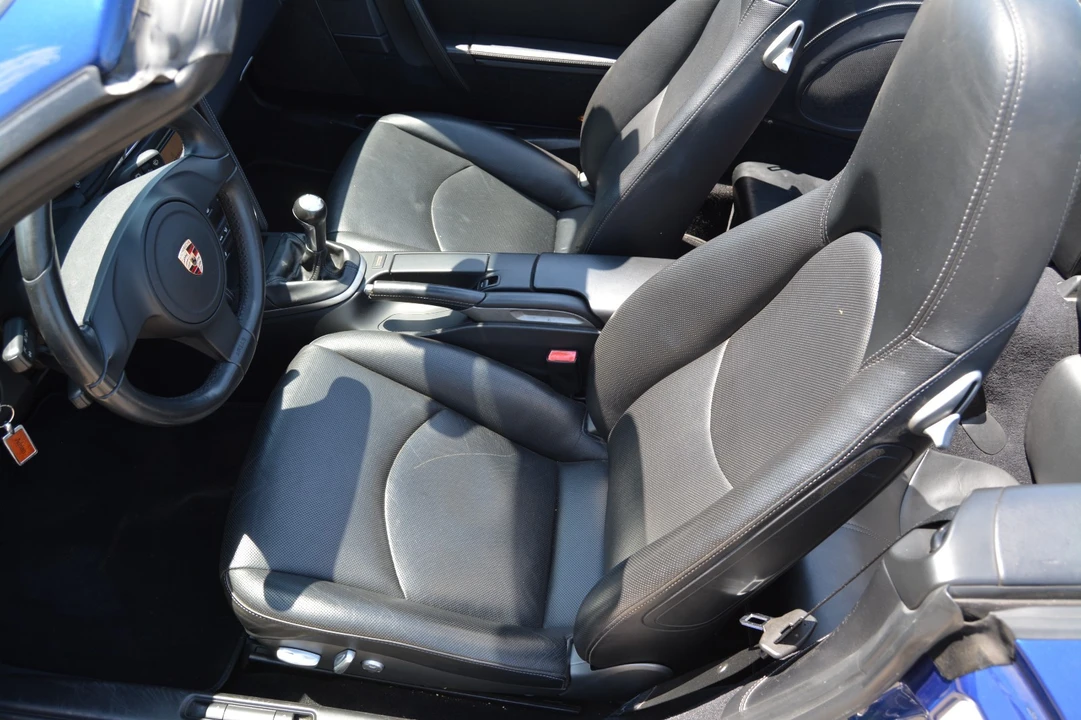 2012 Porsche - Image 20 of 31