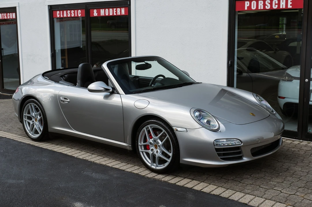 2012 Porsche 911 - Image 15 of 31