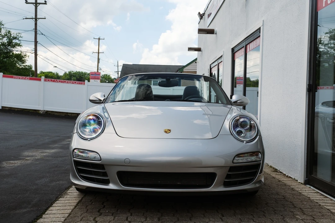 2012 Porsche 911 - Image 18 of 31