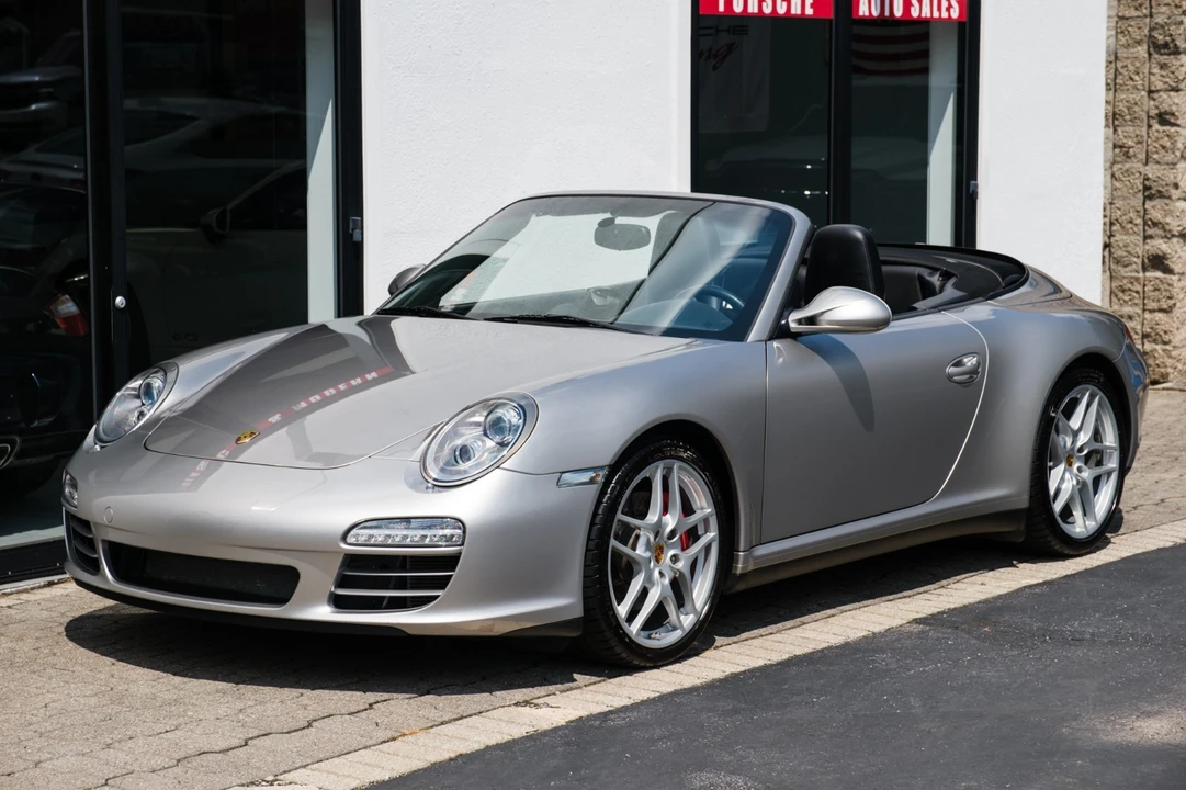 2012 Porsche 911 - Image 2 of 31