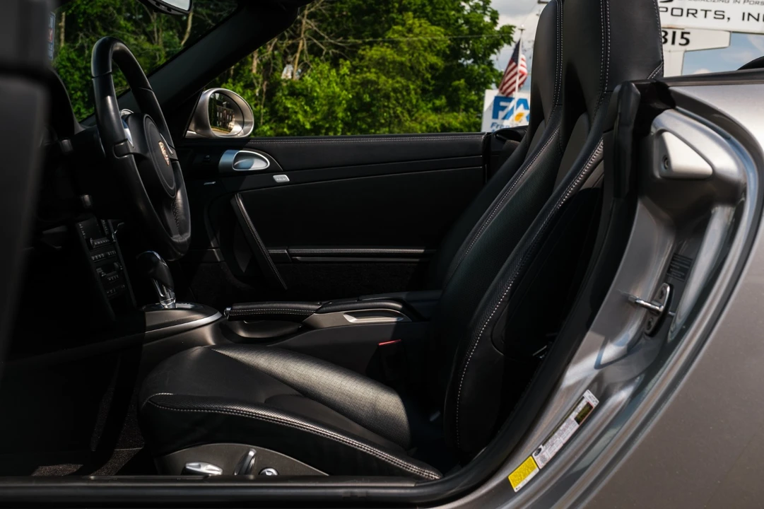 2012 Porsche 911 - Image 24 of 31