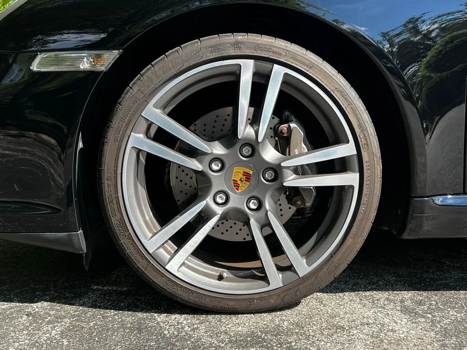 2012 Porsche 997 Carrera - Image 10 of 17