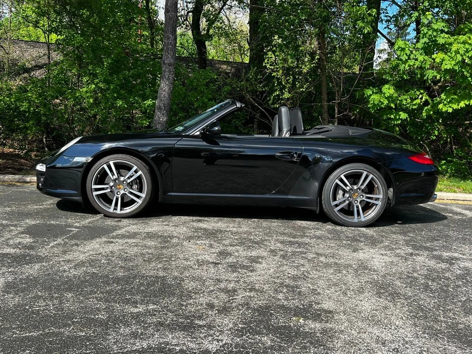 2012 Porsche 997 Carrera - Image 4 of 17