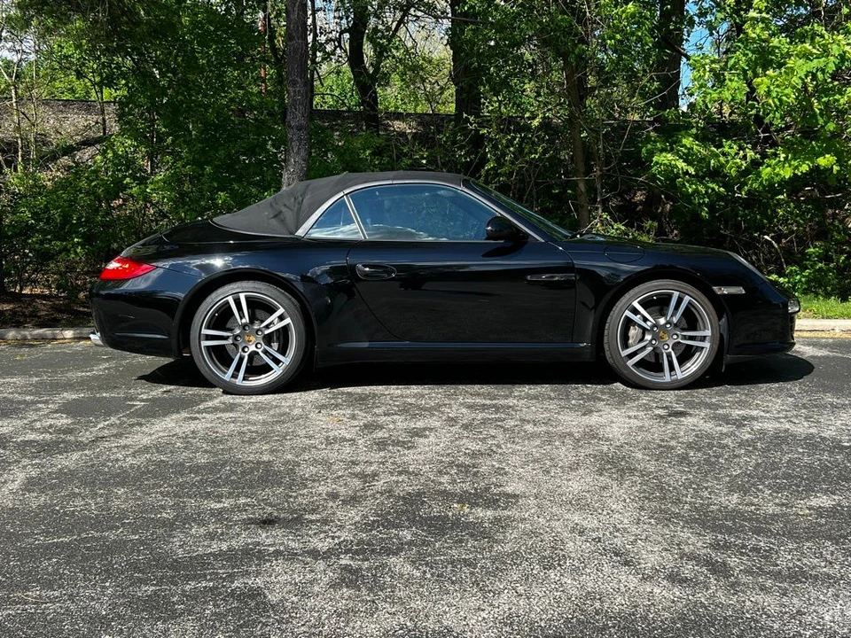 2012 Porsche 997 Carrera - Image 9 of 17
