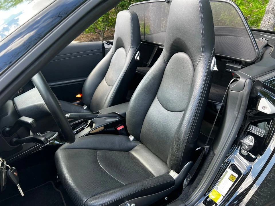 2012 Porsche 997 Carrera - Image 13 of 17