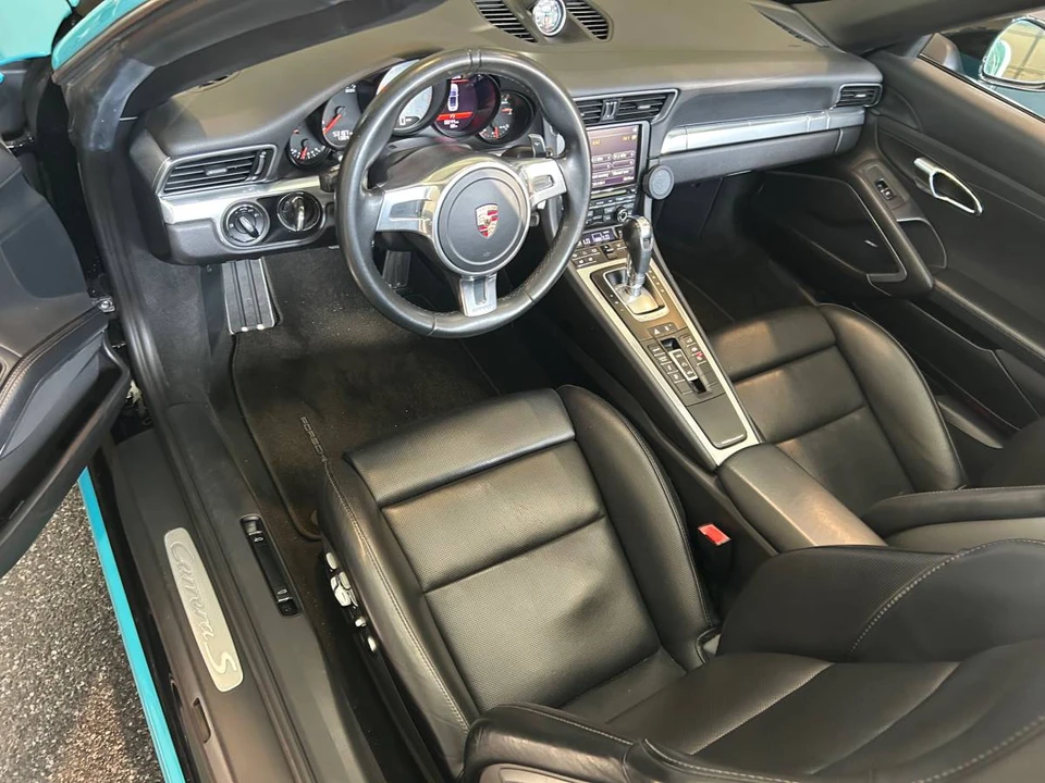 2012 Porsche 997 Carrera - Image 9 of 11