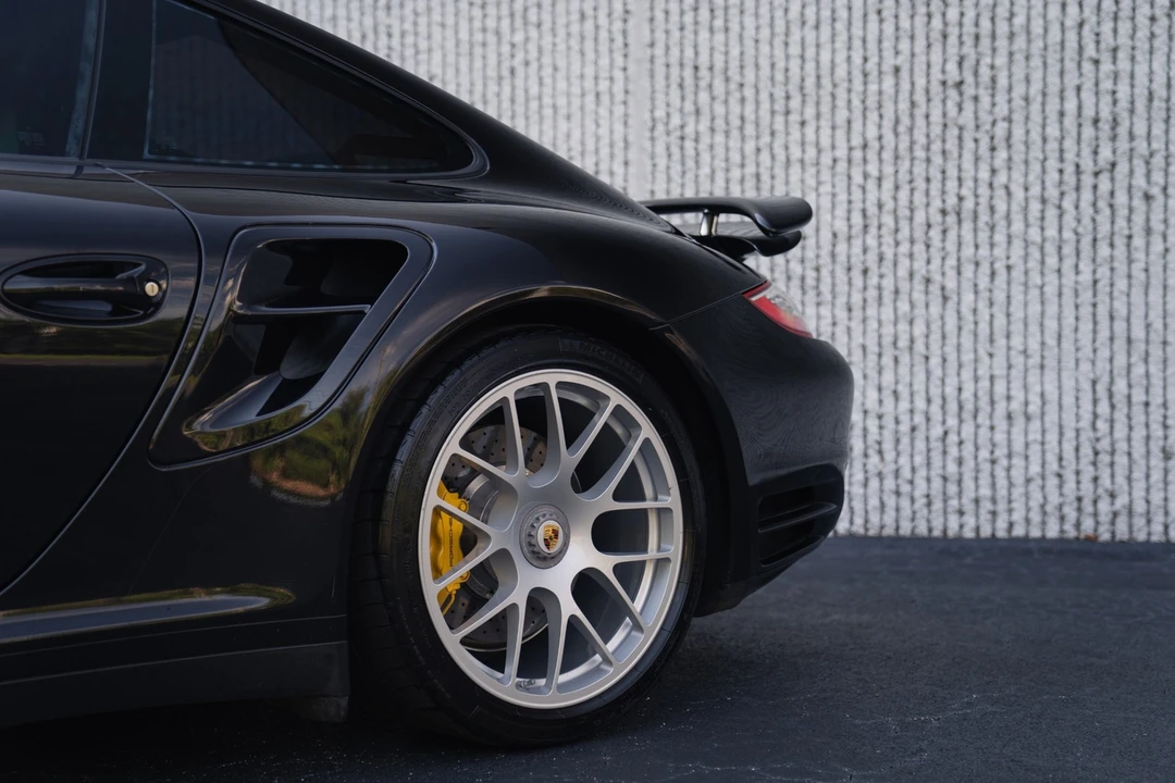 2012 Porsche 997 Carrera - Image 15 of 31