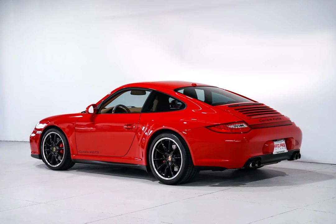 2012 Porsche 911 - Image 8 of 31