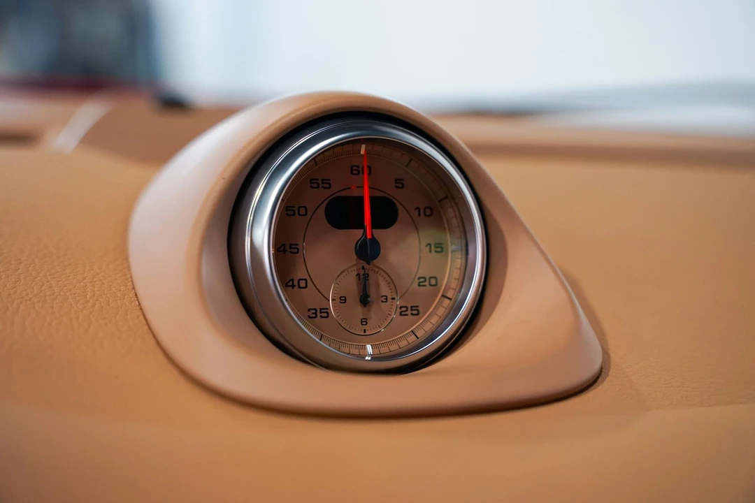 2012 Porsche 911 - Image 11 of 31