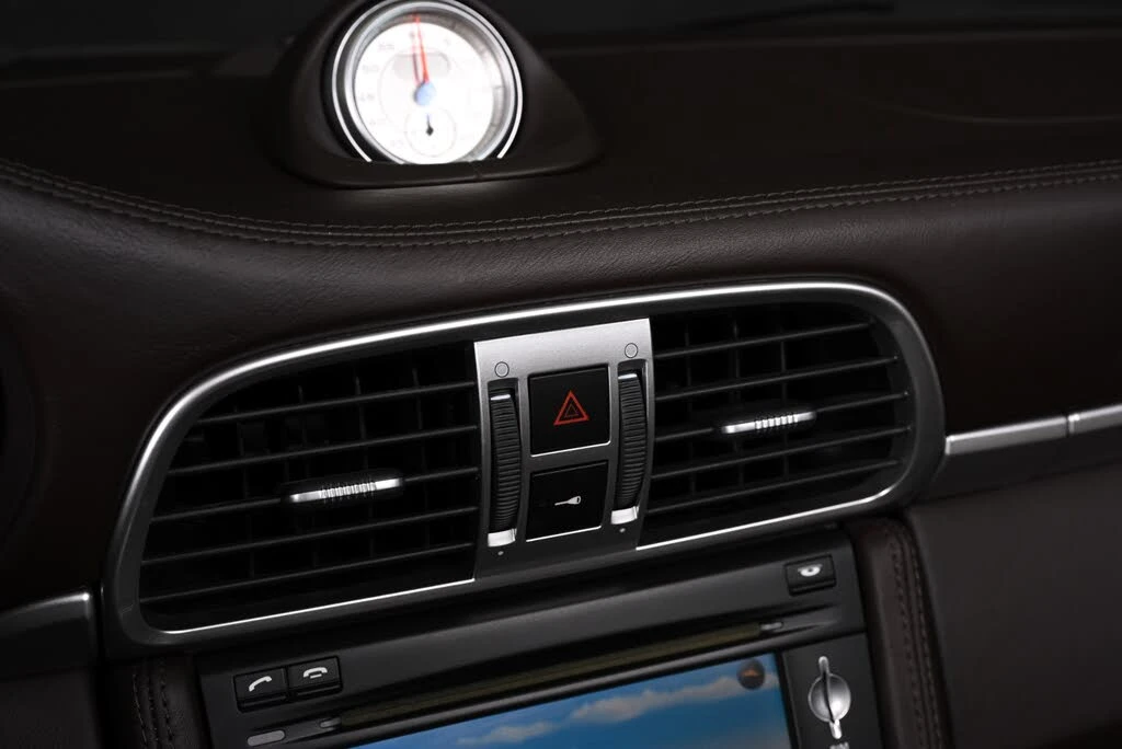2012 Porsche 997 Carrera 4S - Image 20 of 25