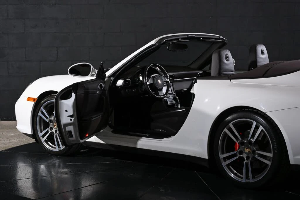 2012 Porsche 997 Carrera 4S - Image 13 of 25