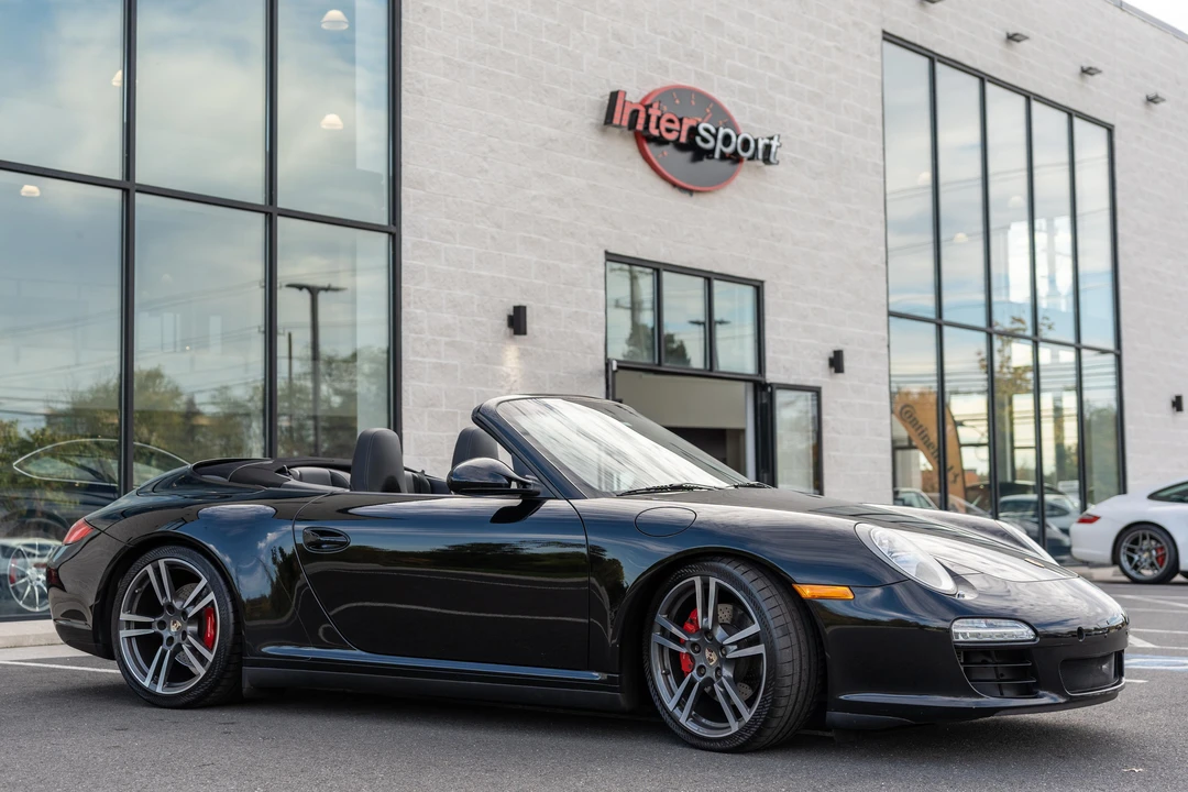2012 Porsche 997 Carrera 4S - Image 17 of 31