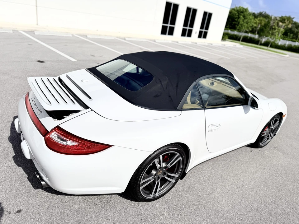 2012 Porsche 997 Carrera 4S - Image 18 of 31