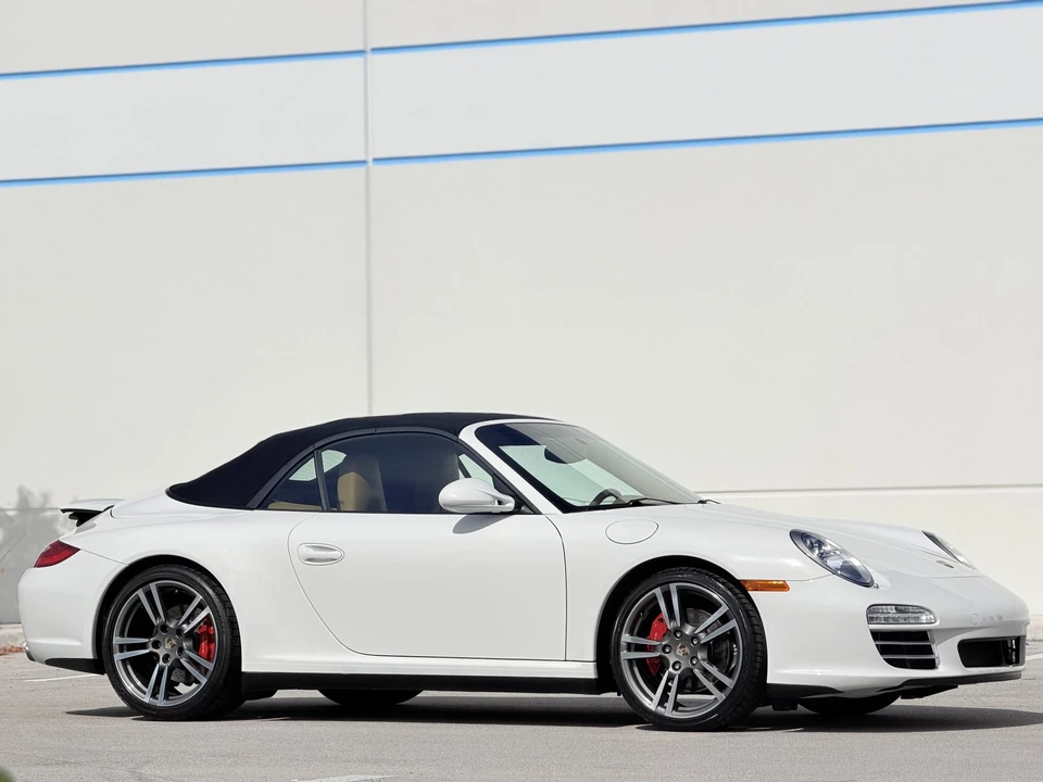 2012 Porsche 997 Carrera 4S - Image 24 of 31