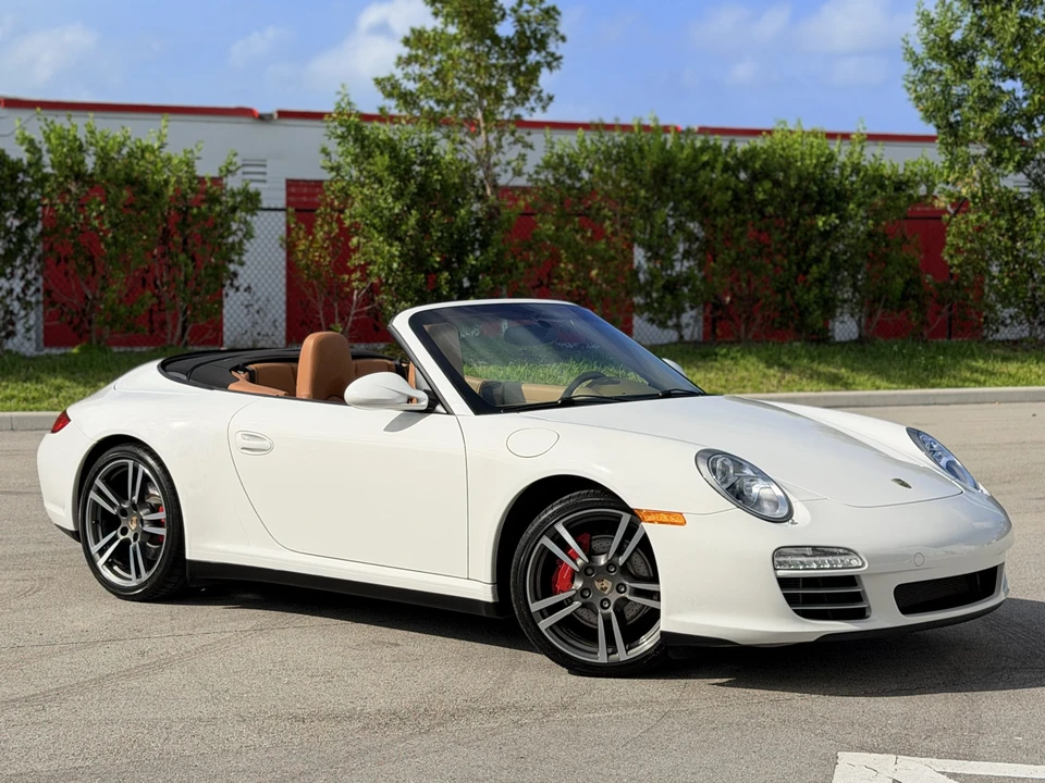 2012 Porsche 997 Carrera 4S - Image 2 of 31