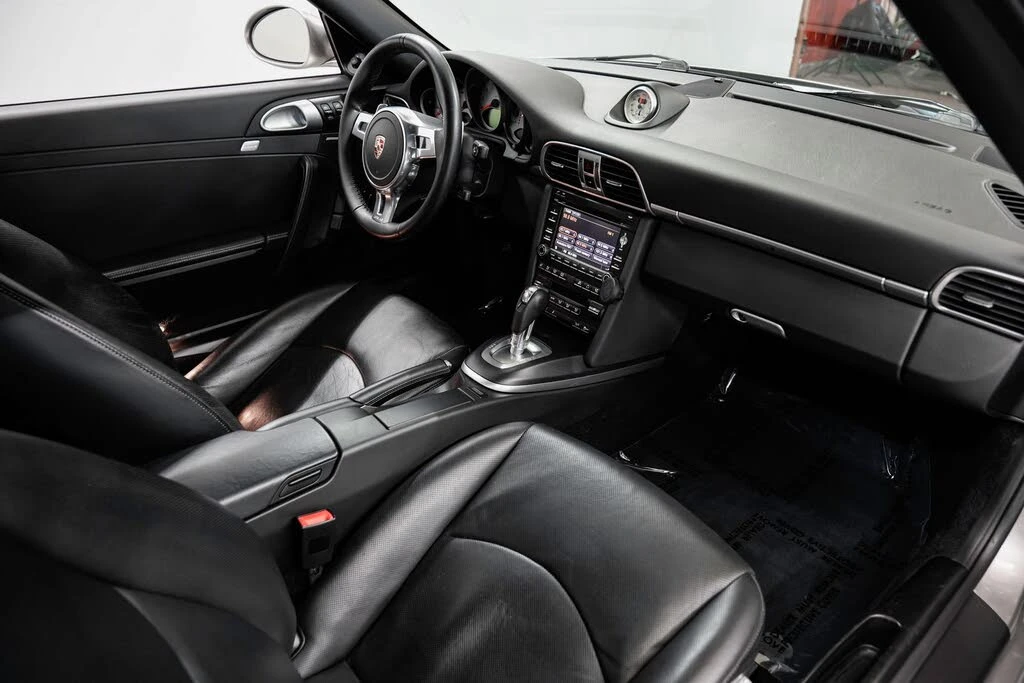 2012 Porsche 997 Carrera 4S - Image 27 of 31