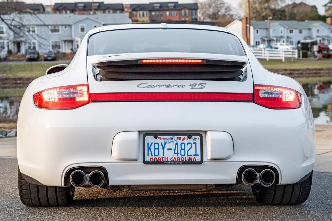 2012 Porsche 997 Carrera 4S - Image 9 of 31