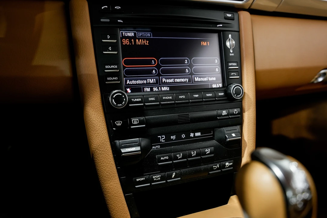 2012 Porsche 991 Carrera 4S - Image 13 of 21
