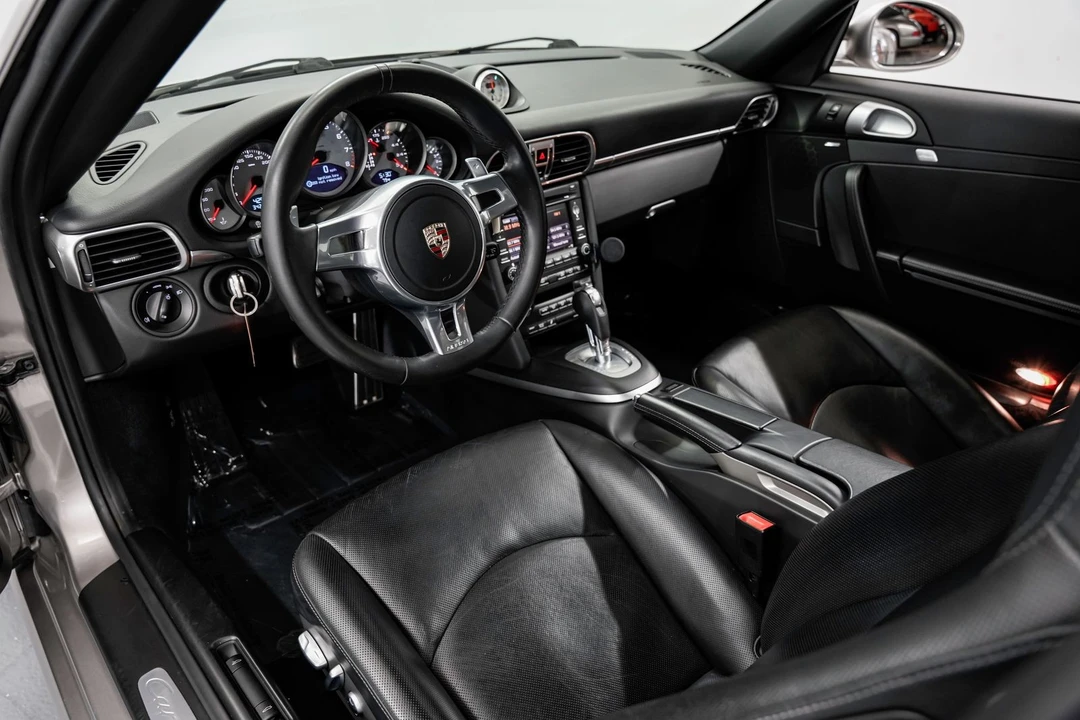 2012 Porsche 911 - Image 9 of 31