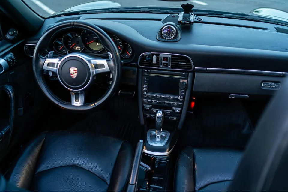 2012 Porsche 997 Carrera - Image 16 of 20