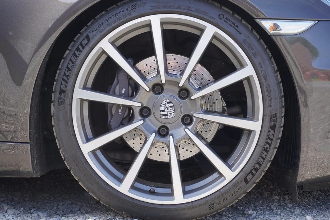 2012 Porsche 991 Carrera - Image 25 of 30