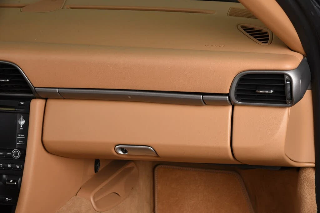 2012 Porsche 997 Carrera - Image 26 of 31